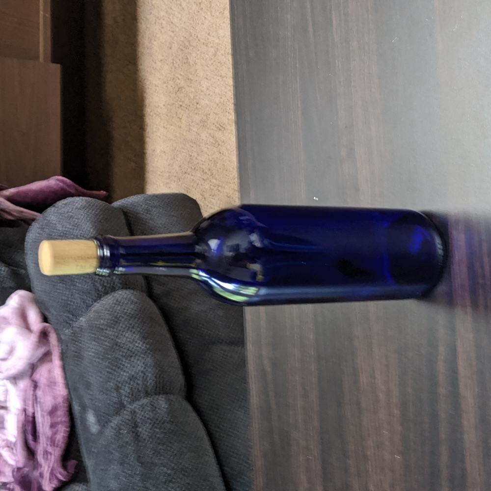 Cobalt blue bottle (750 Ml )